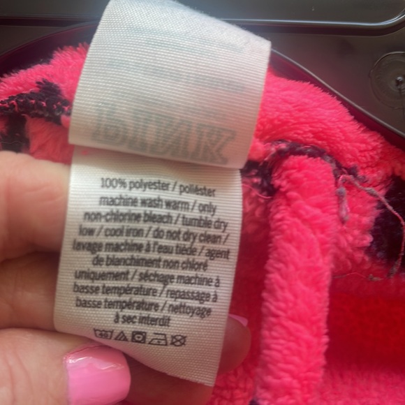 Pink Victoria Secret Robe - Picture 6 of 8